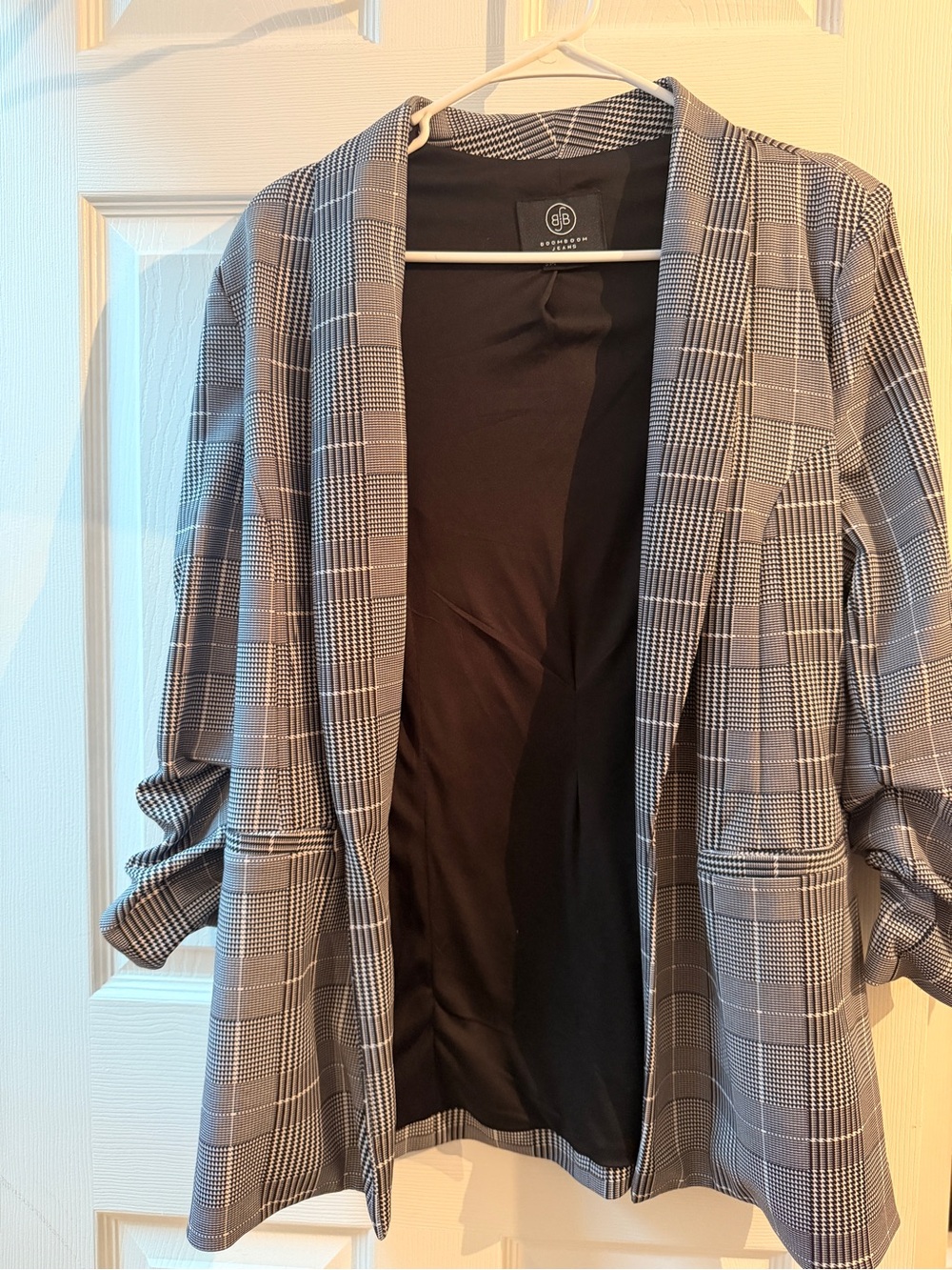 Boom Boom Jeans Black blazer with White Accent